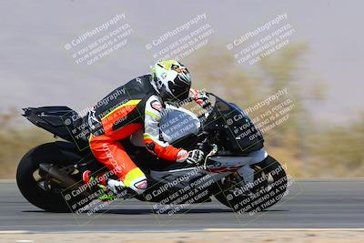 media/Mar-28-2022-Superbike Trackdays (Mon) [[b8603d0f67]]/Open Track Time/Turn 3 Inside/